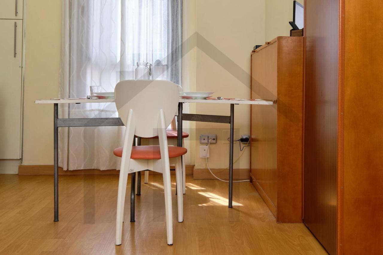 Loft En Oviedo - Ideal Para 3 Personas מראה חיצוני תמונה